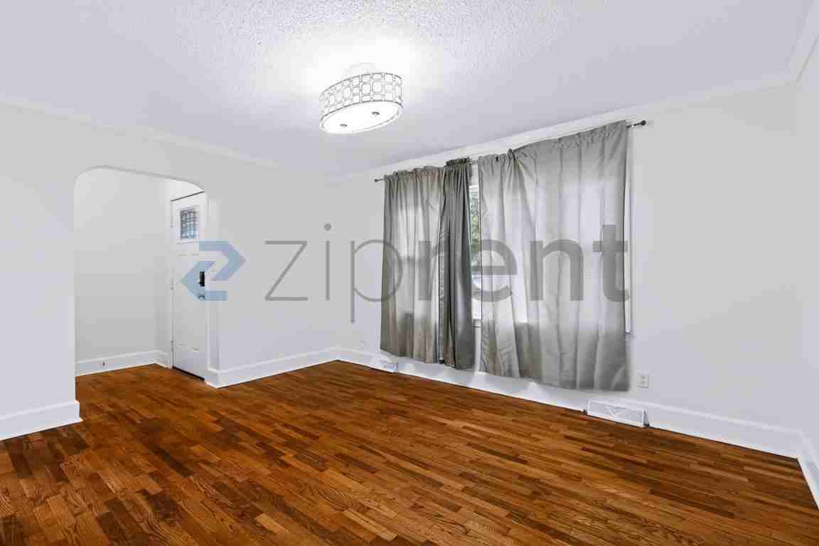5414 Princess St - Photo 4 of 28