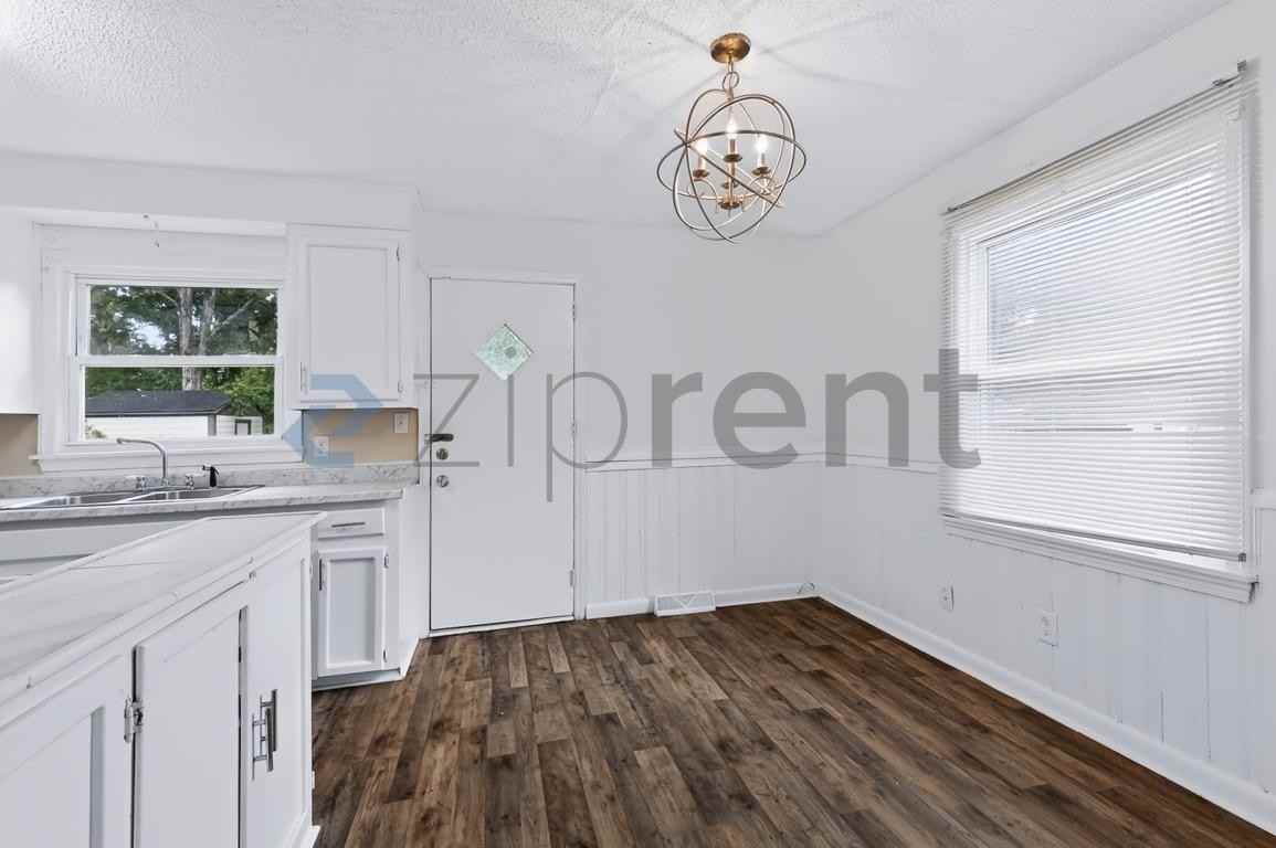 5414 Princess St - Photo 6 of 28