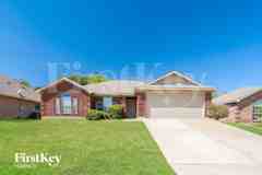 2216 Cancun Dr - Photo 1 of 1