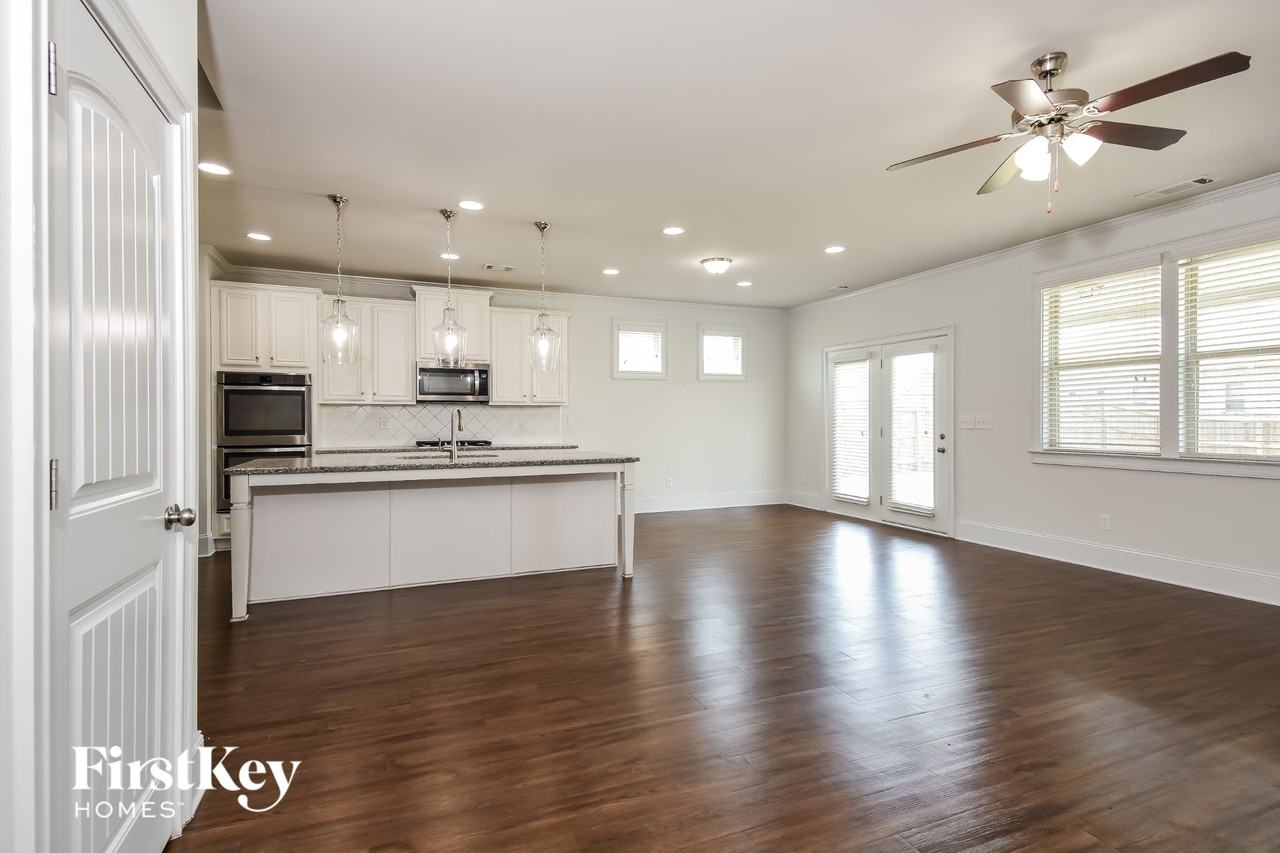 252 Fox Knoll Trl - Photo 4 of 15
