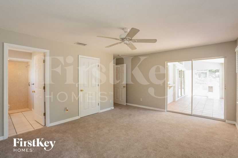 2275 Vedado St - Photo 7 of 16
