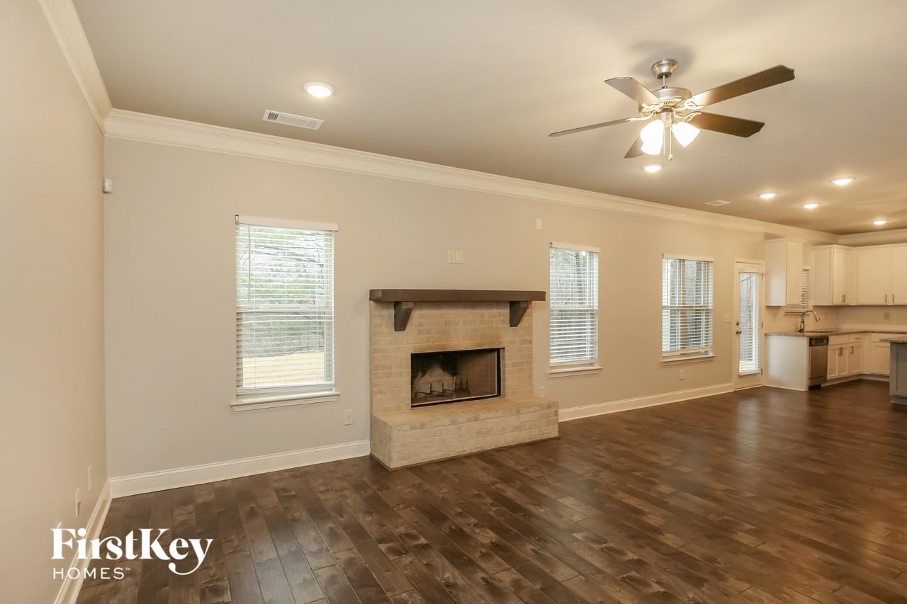 241 Braselton Farms Dr - Photo 3 of 16