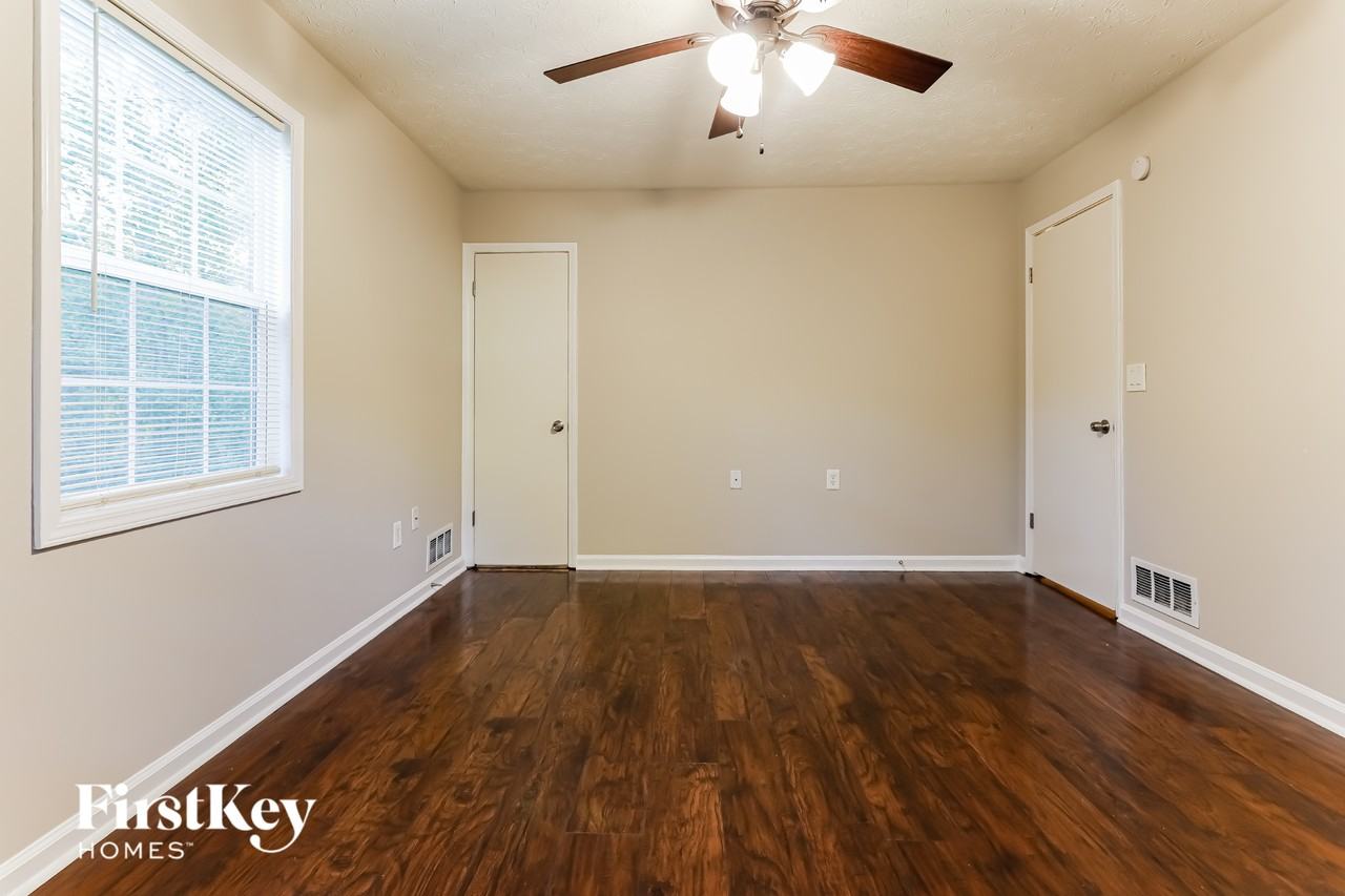 1515 Trail Ridge Ct - Photo 7 of 15