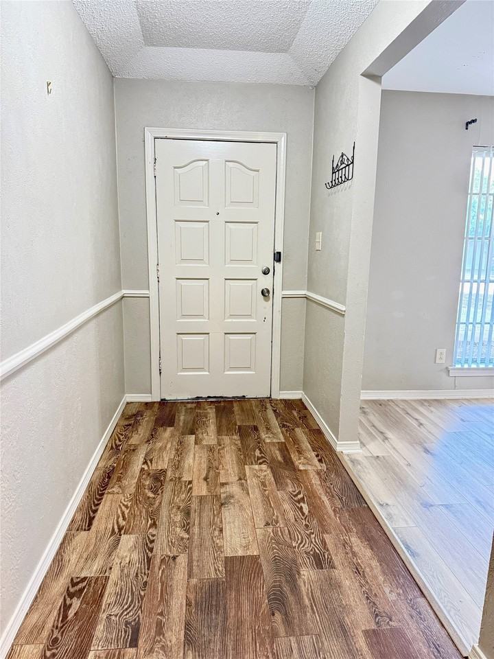 4804 Whistler Dr - Photo 2 of 39