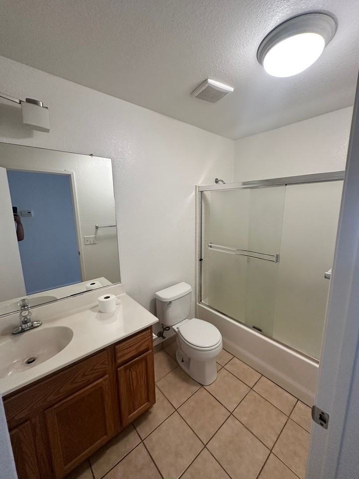 4918 Hearthwood Ct - Photo 6 of 12