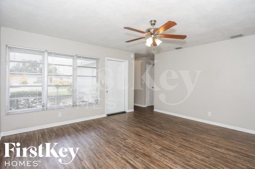 6670 Charleston St - Photo 2 of 15