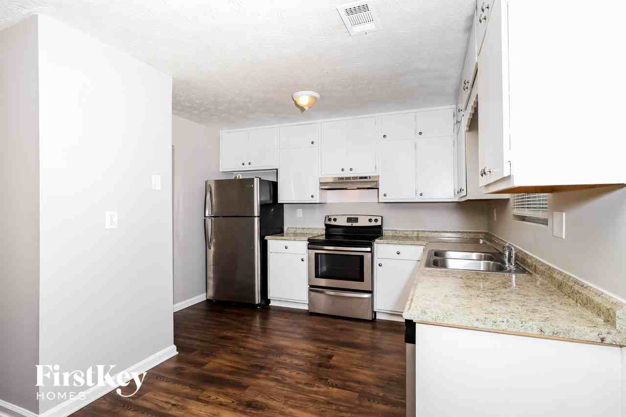 3818 Rolling Pl - Photo 6 of 15