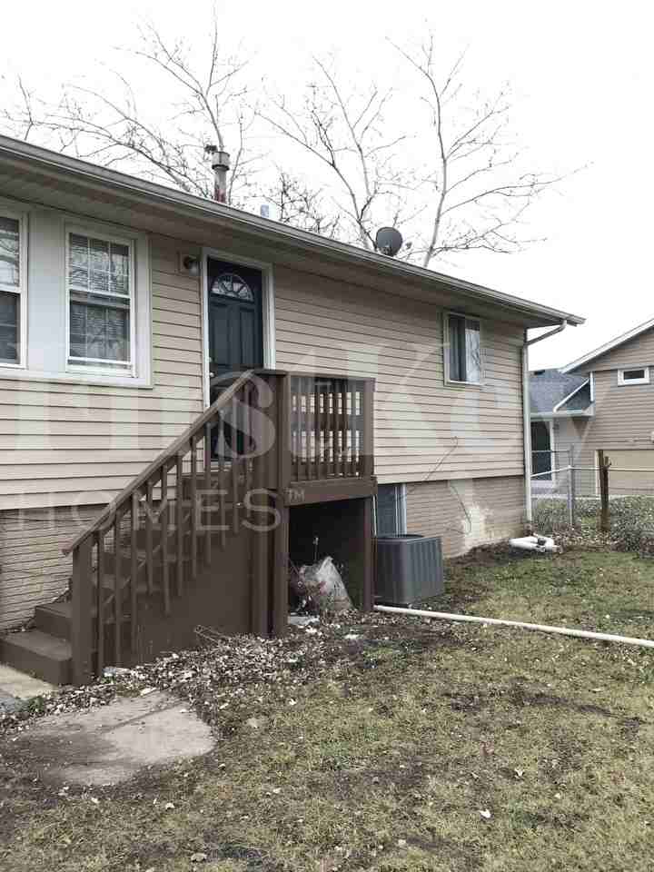 22160 E Churchill Dr - Photo 2 of 2