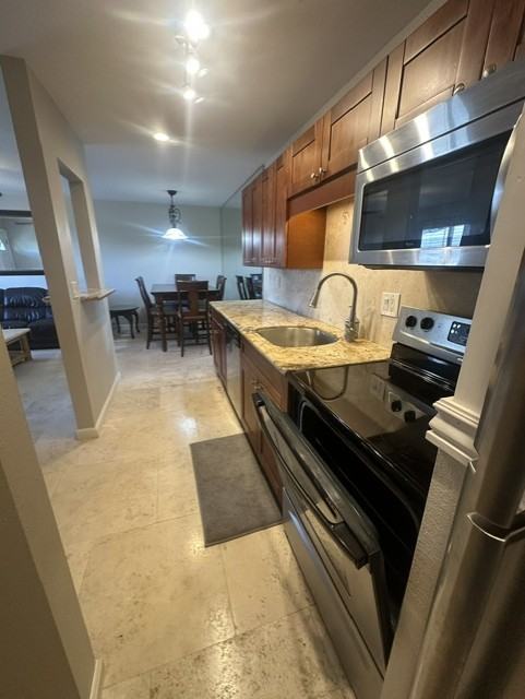 480 Kenolio Rd #1-203 - Photo 5 of 10