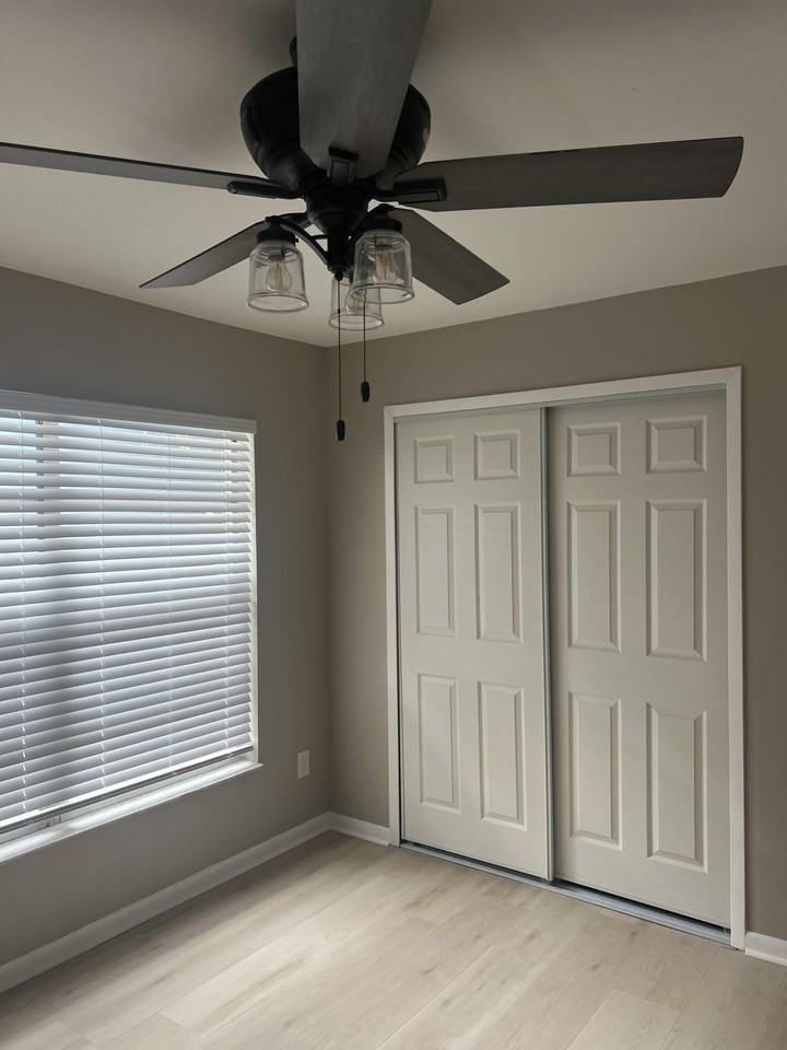 2603 S Brown Ave #2 - Photo 7 of 12
