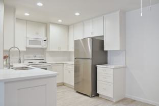 21372 Brookhurst St #114 - Photo 1 of 1