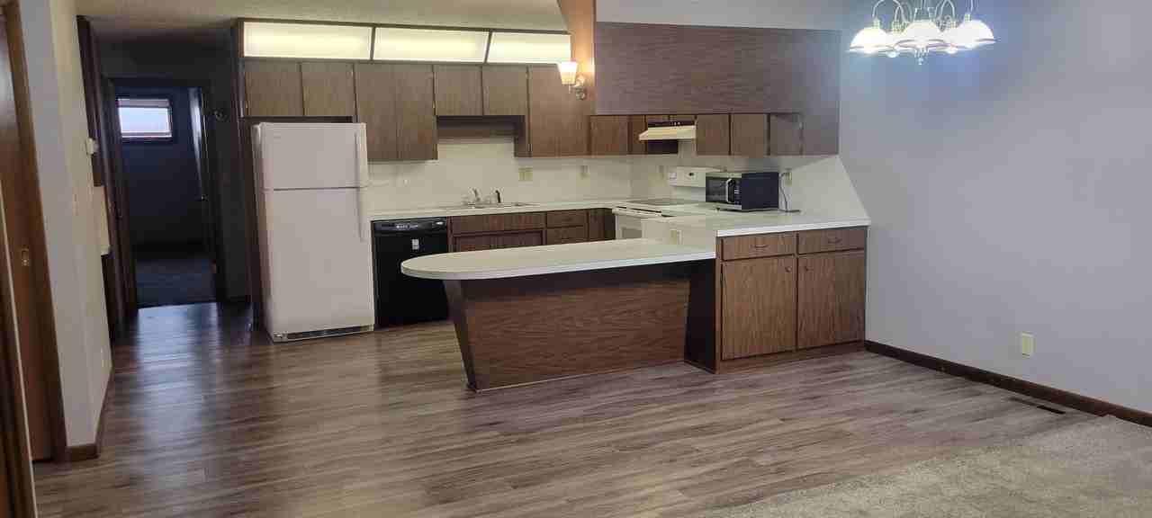 208 S Iowa Ave #208-1-2 - Photo 2 of 4