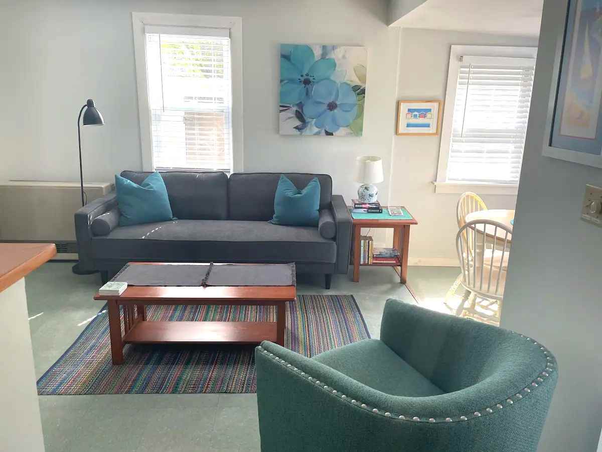 35 Warren Ave #NA - Photo 5 of 10