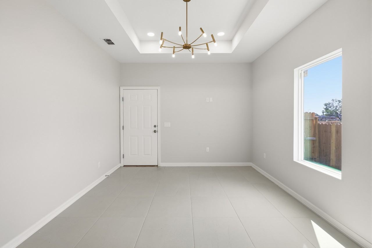 4225 Heron Ave #16 - Photo 7 of 16