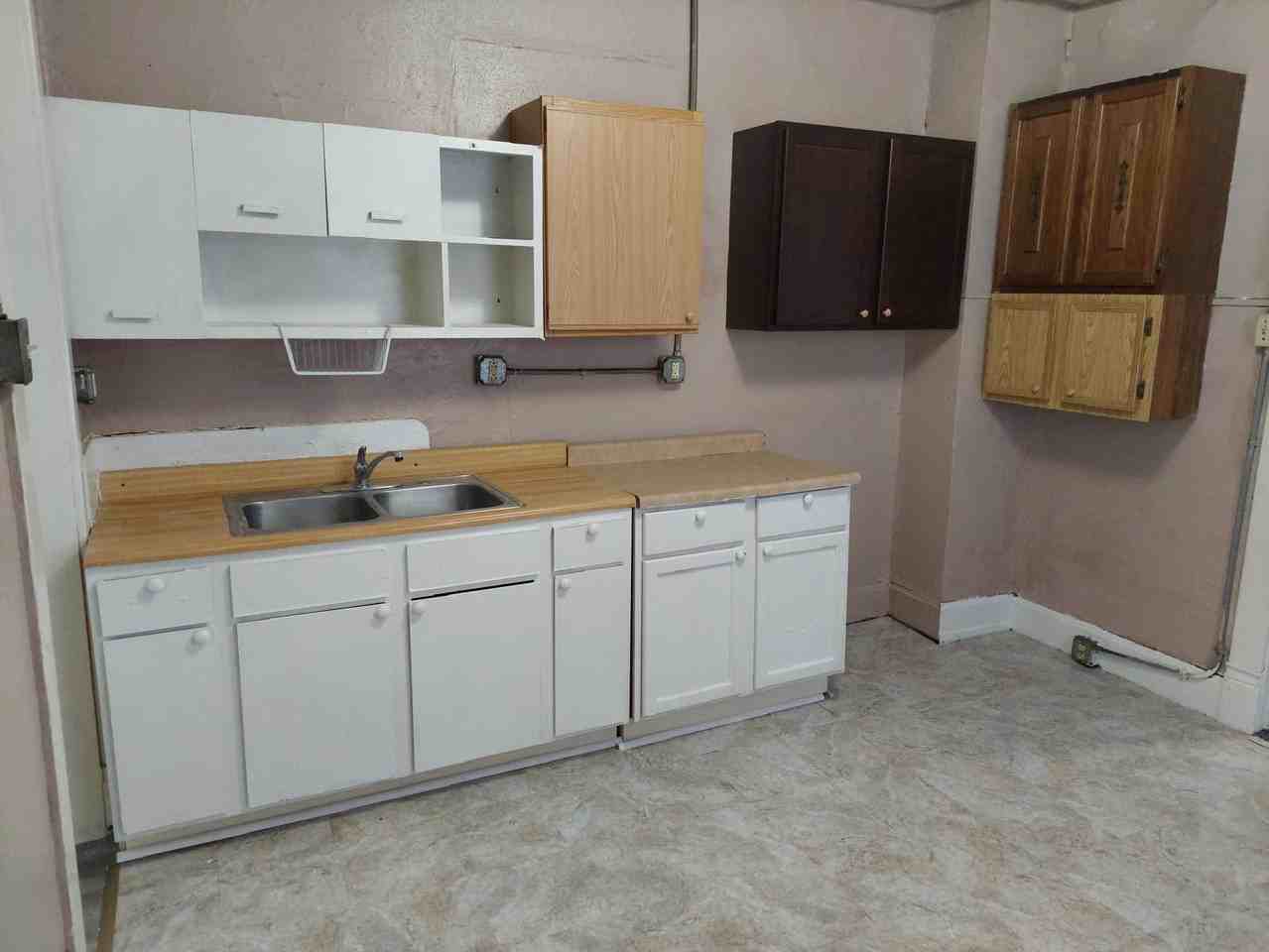 1413 Kennington St #NA - Photo 5 of 6