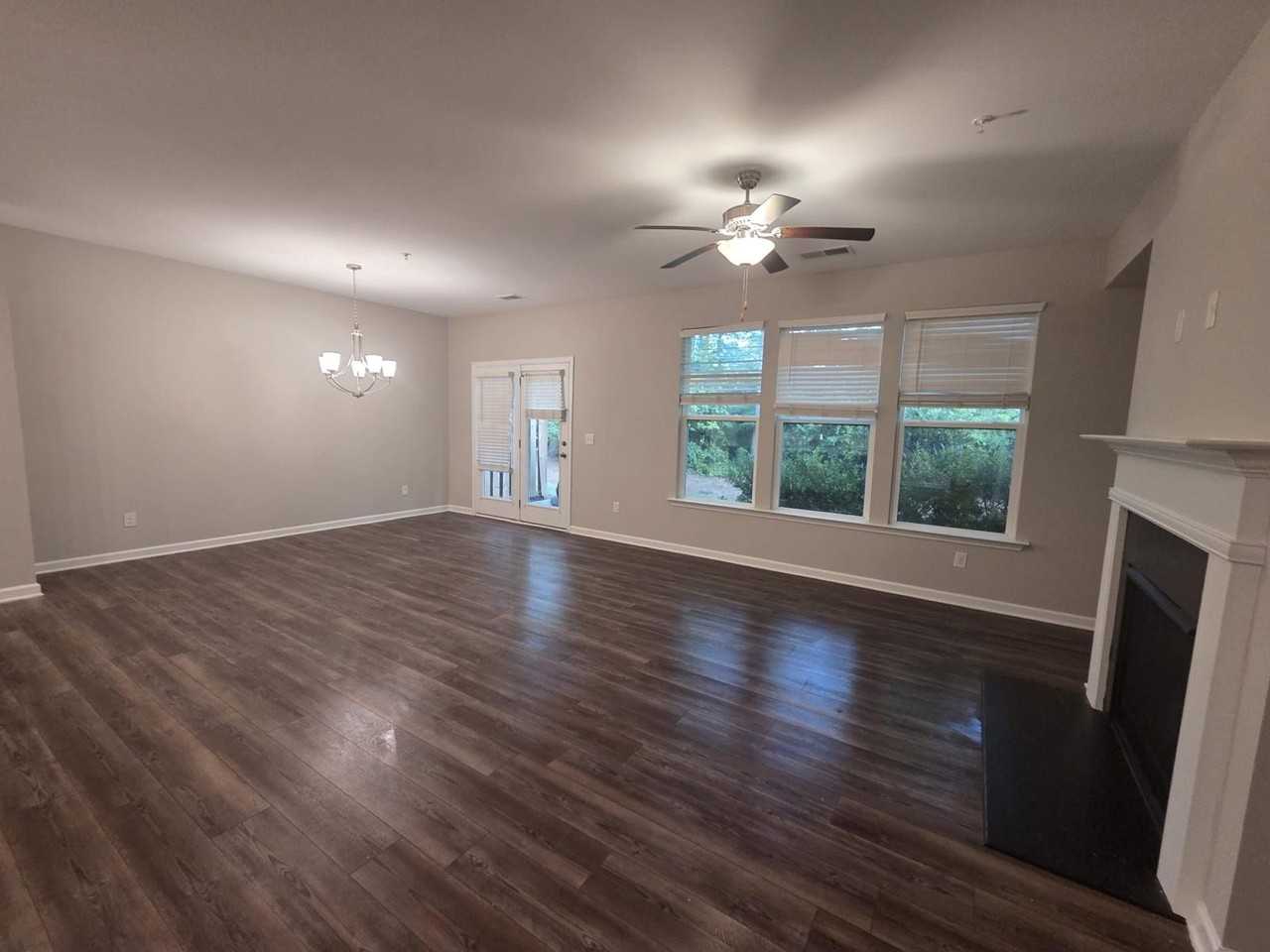575 Duval Dr #1 - Photo 6 of 8