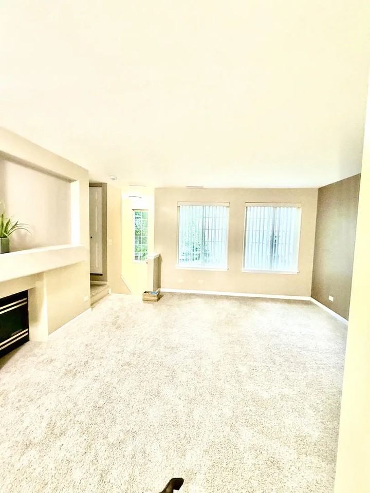 99 N Macgillis Dr #99 - Photo 2 of 27