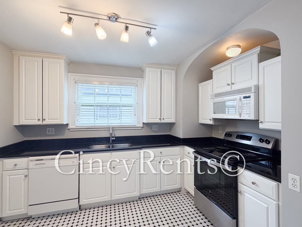 3434 Ault View Ave #2 - Photo 7 of 18