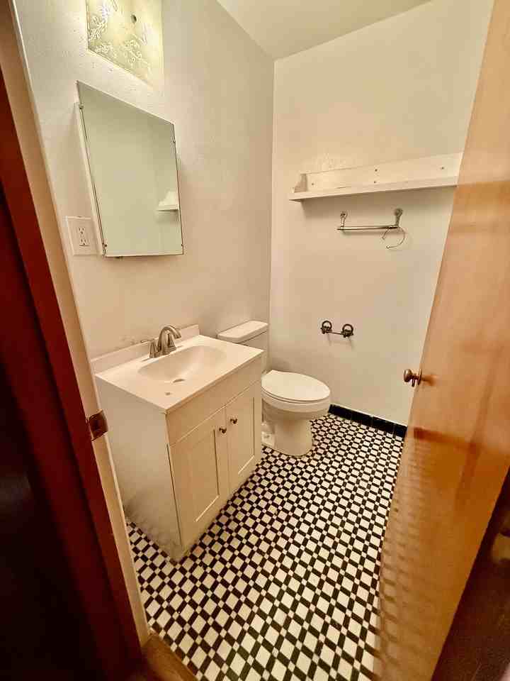 1816 Galloway Ave #1818 - Photo 3 of 4