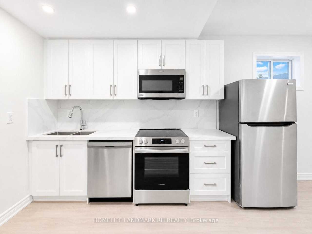 414 Dundas Street West #201A - Photo 3 of 13