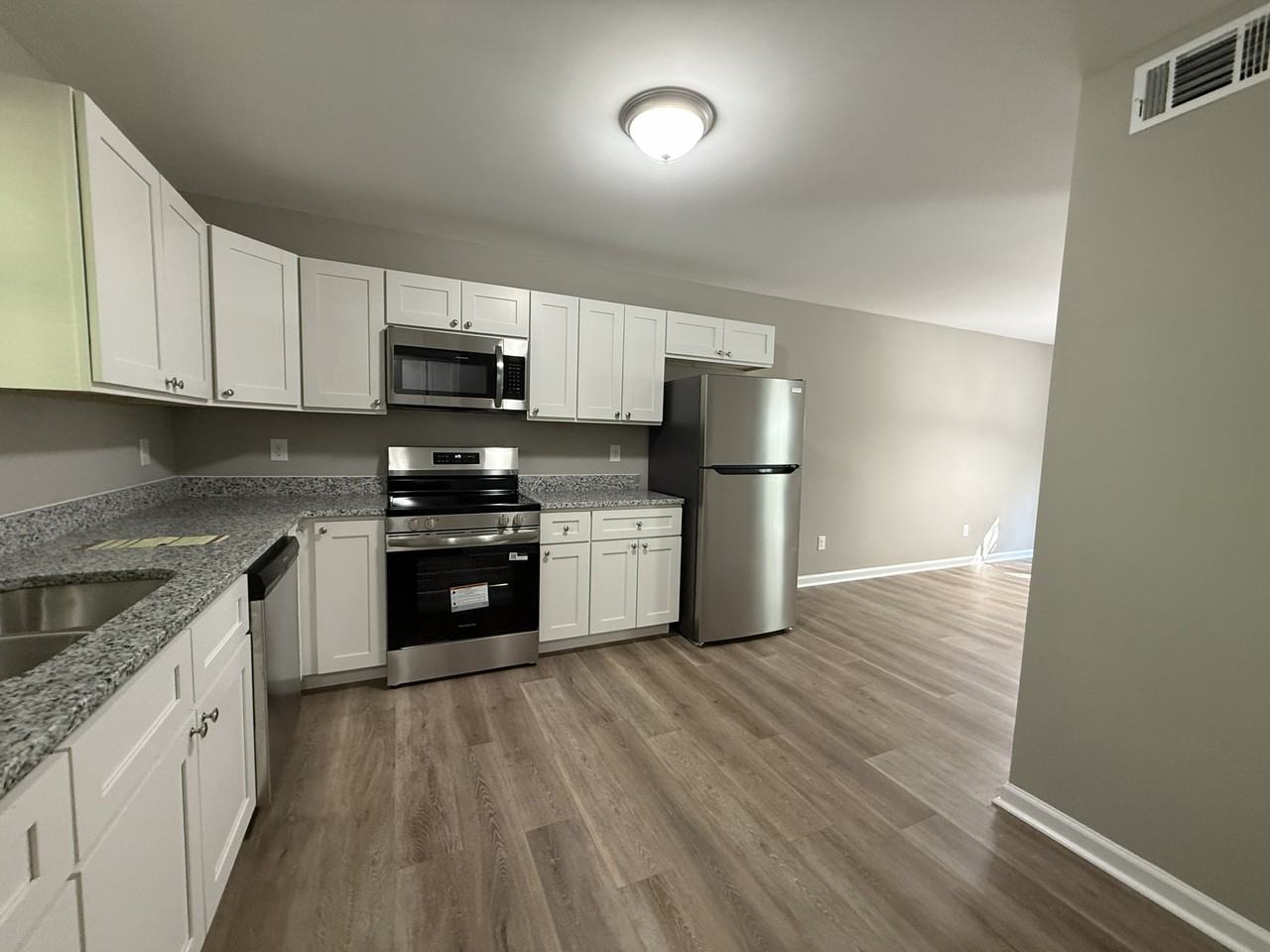 1021 Sourwood Ct #1021ATHNS - Photo 7 of 24