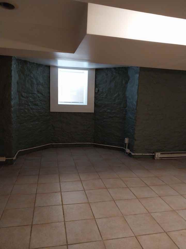 536 Howell Ave #2 - Photo 4 of 10