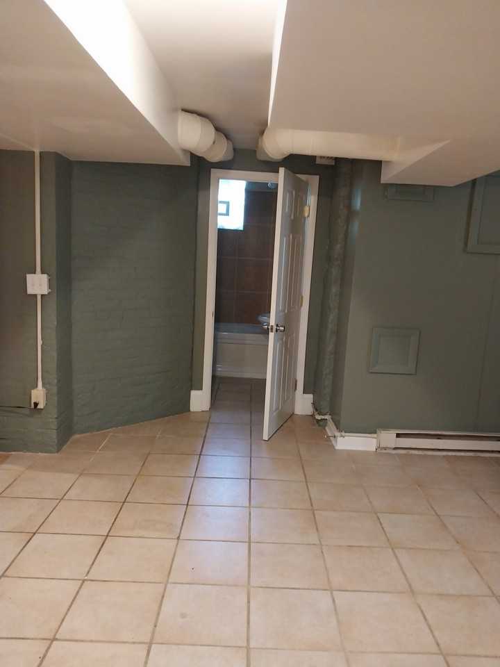 536 Howell Ave #2 - Photo 5 of 10