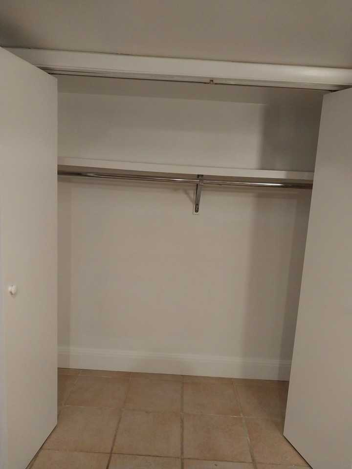 536 Howell Ave #2 - Photo 6 of 10