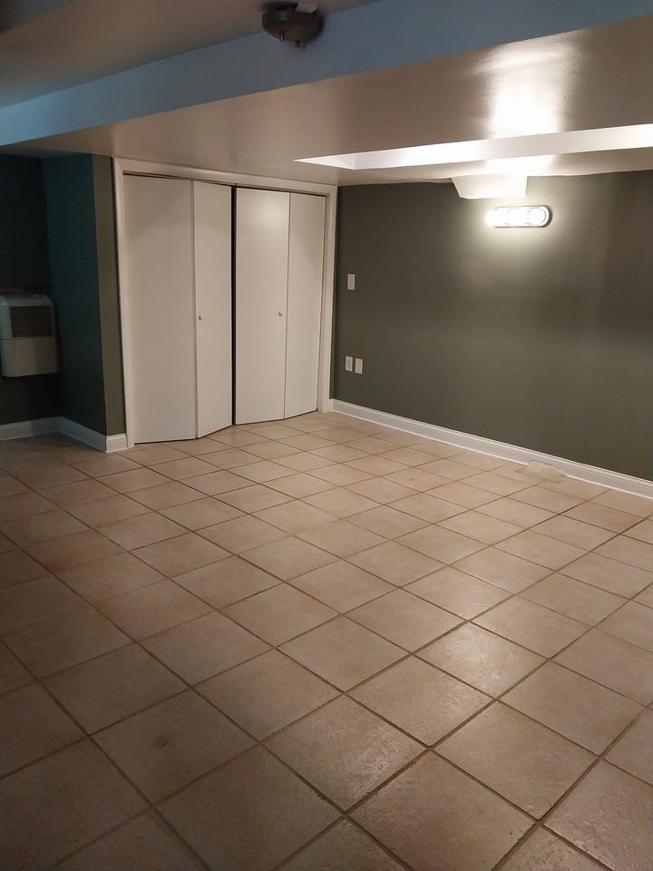 536 Howell Ave #2 - Photo 7 of 10