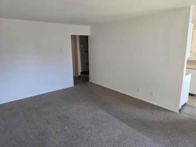 2183 2183 NW Mast PlaceApt. D #2183D - Photo 5 of 38
