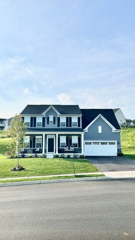 203 Braeburn Dr - Photo 2 of 48