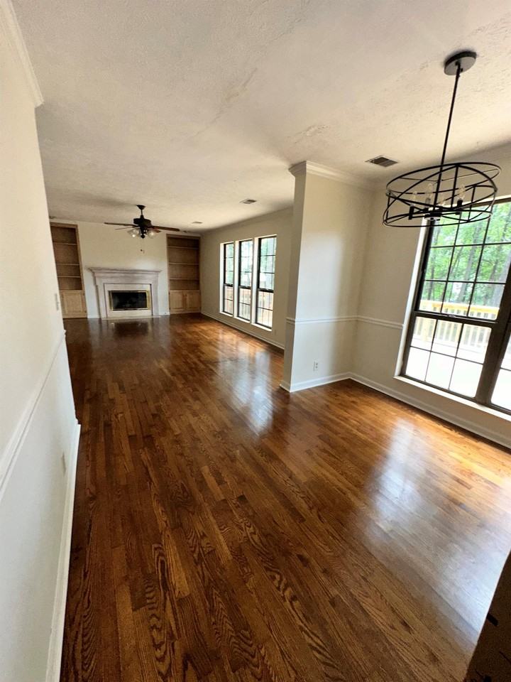 1117 Elkader Ct S #1 - Photo 2 of 21