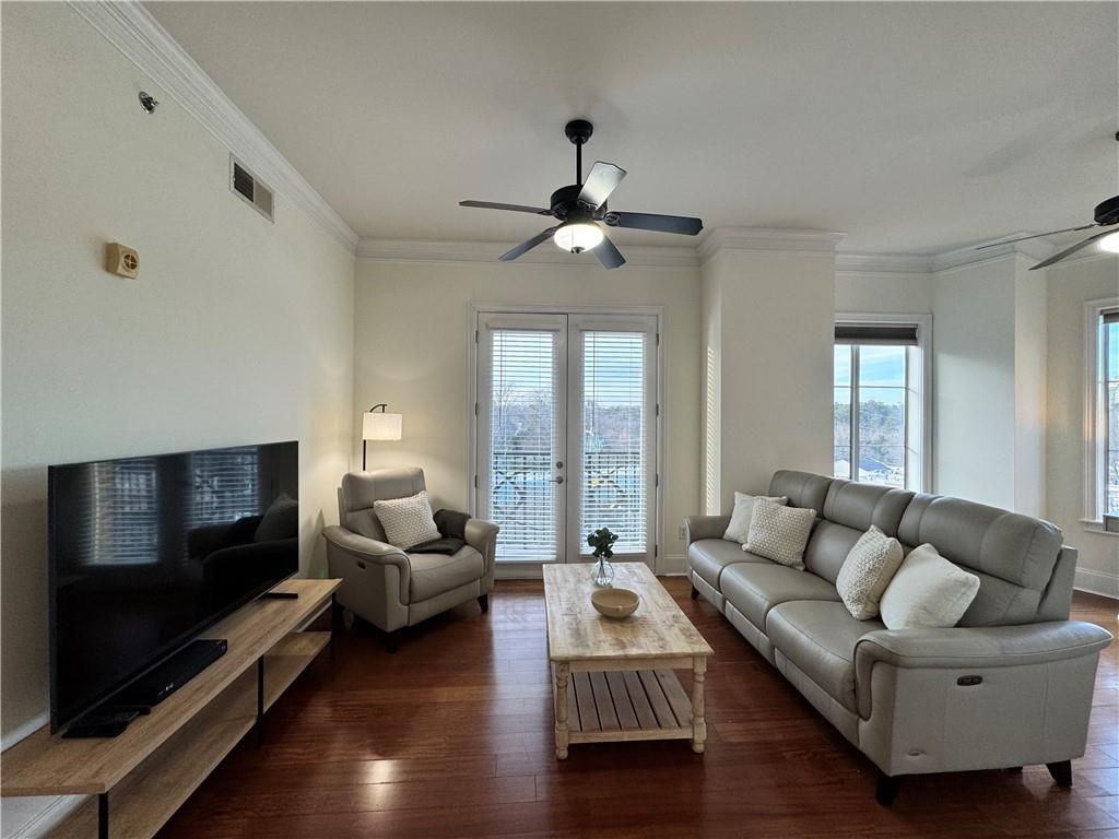 2277 Peachtree Rd Nw ##510 - Photo 5 of 32