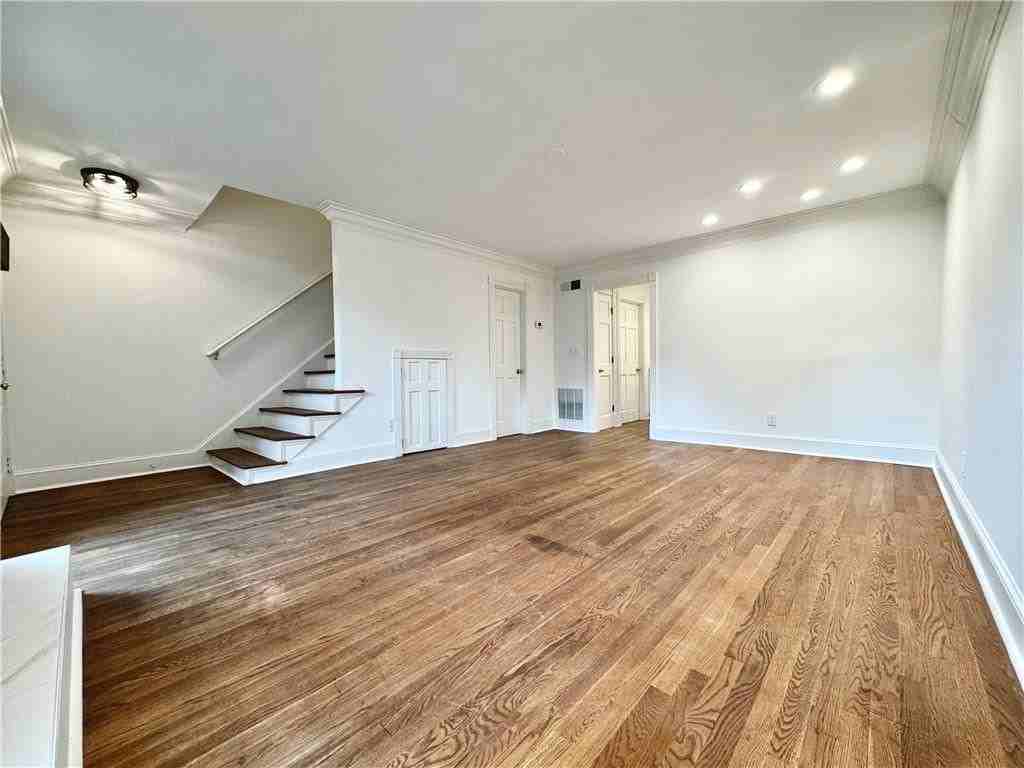 110 Park Ridge Cir - Photo 2 of 17