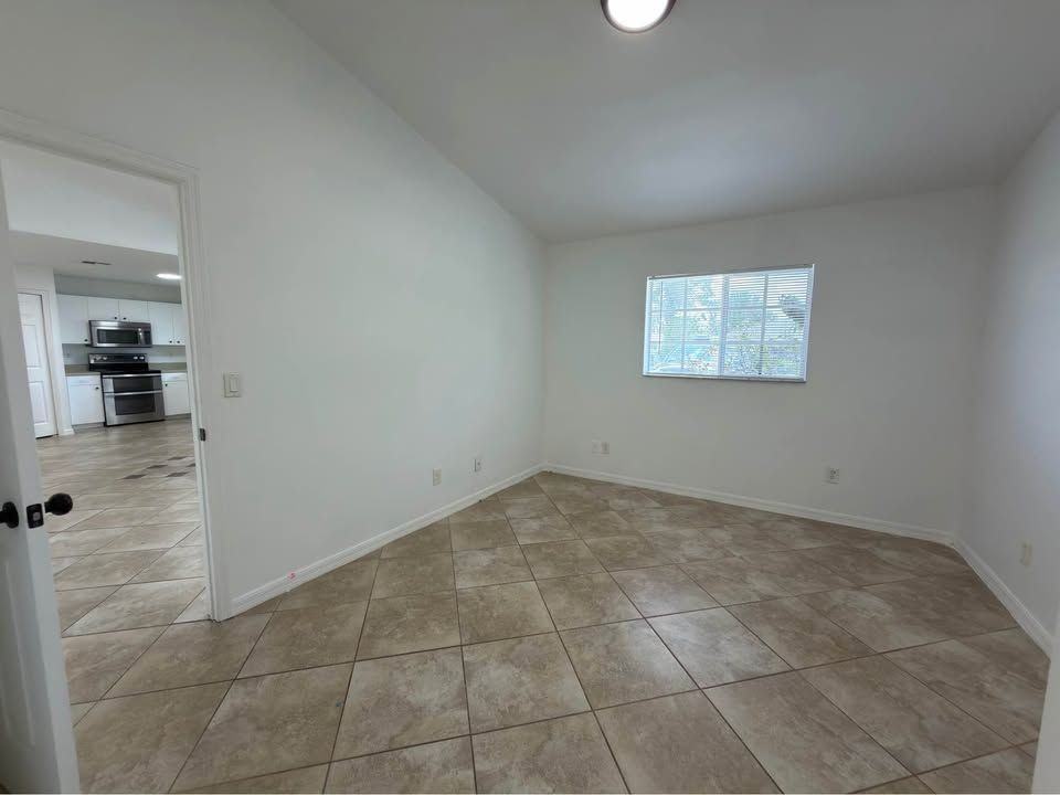 4647 28th St Sw - Photo 3 of 16