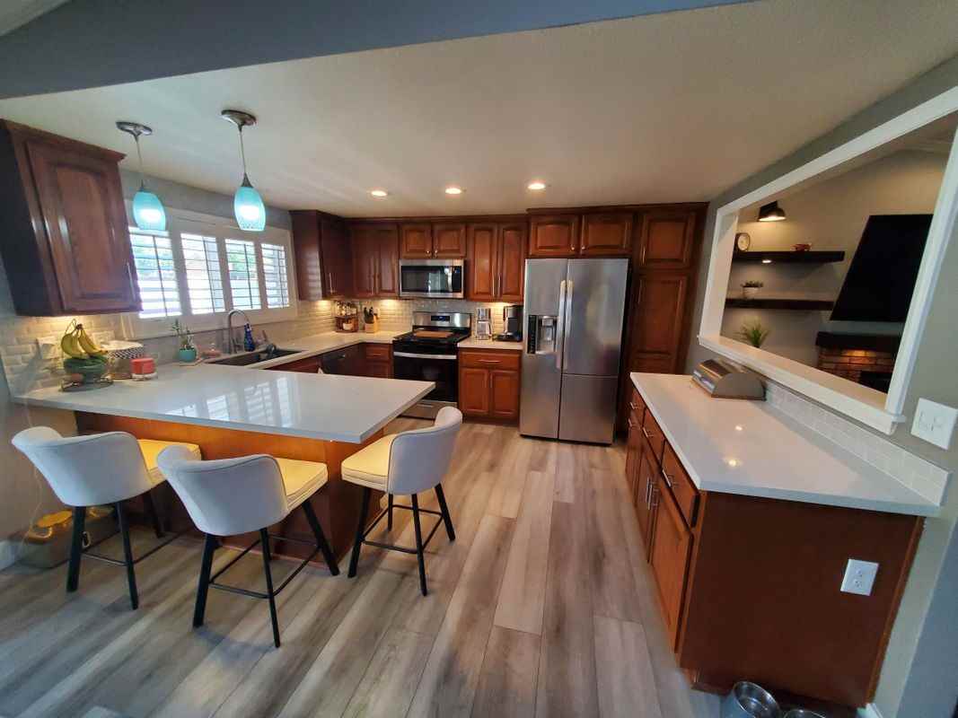 28498 Sycamore Dr - Photo 3 of 4