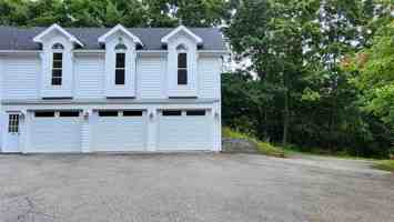 featured image of 19A Friendship Ln