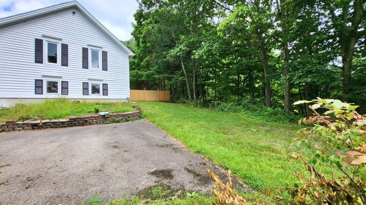 19A Friendship Ln - Photo 3 of 22