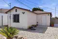 10646 S Wilton Pl - Photo 1 of 1