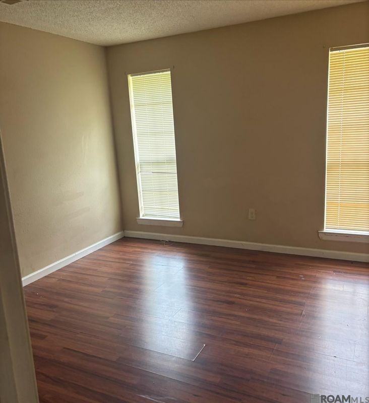 9751 El Scott Ave - Photo 4 of 8