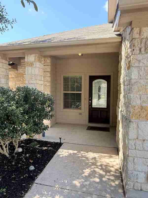 236 Falcon Ln - Photo 2 of 30