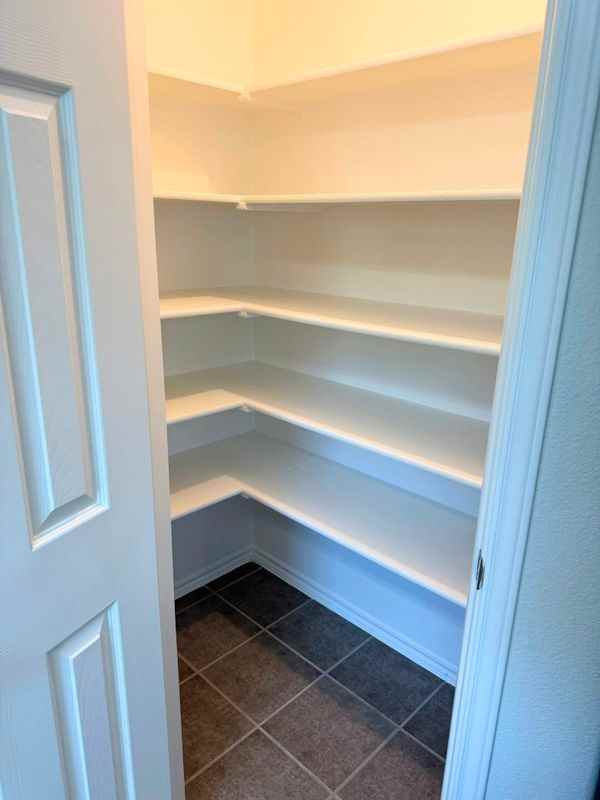236 Falcon Ln - Photo 7 of 30