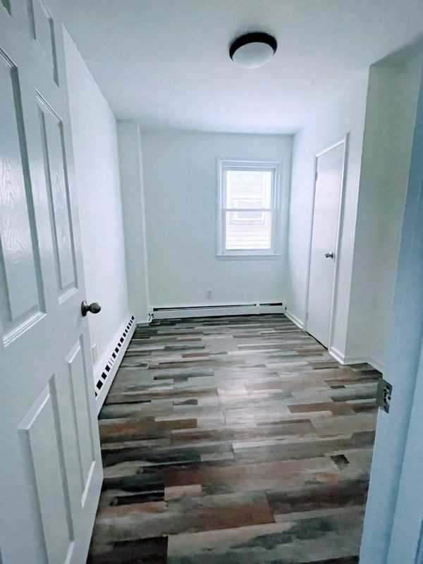 11 Chestnut St ##1 - Photo 6 of 15