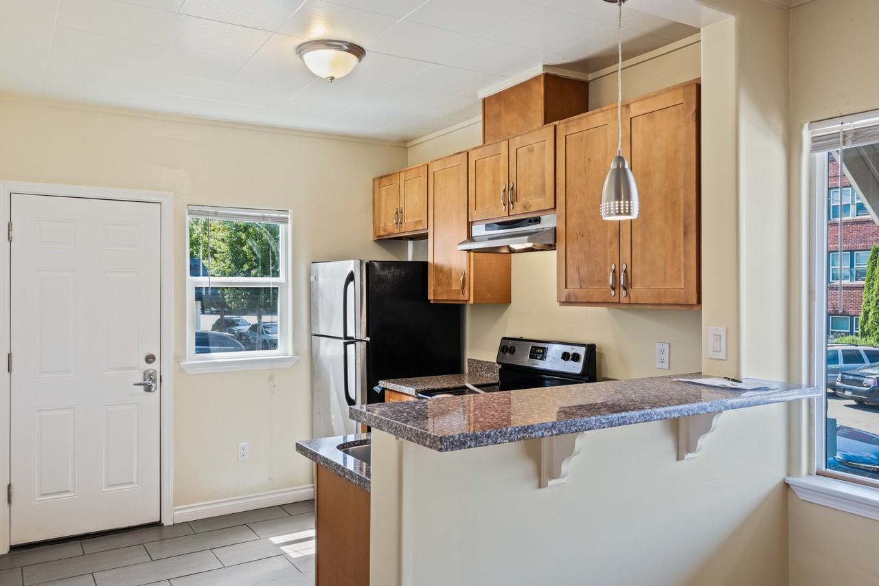 3901 Yakima Ave #2 - Photo 3 of 19