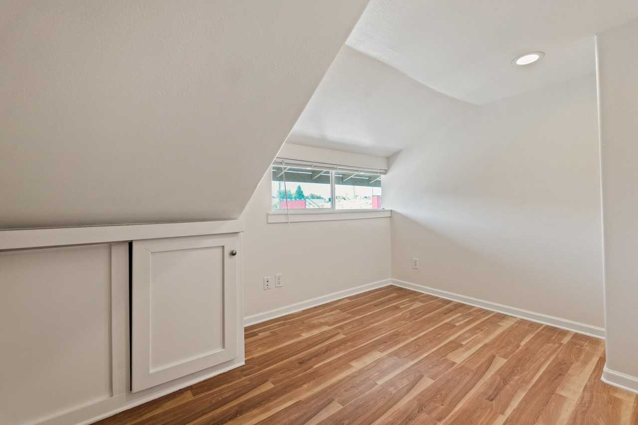 3901 Yakima Ave #2 - Photo 7 of 19