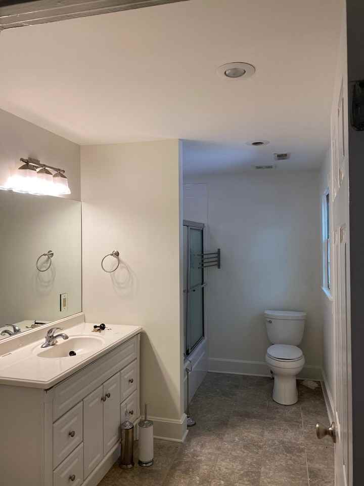 2176 S Lumpkin St #1 - Photo 4 of 6