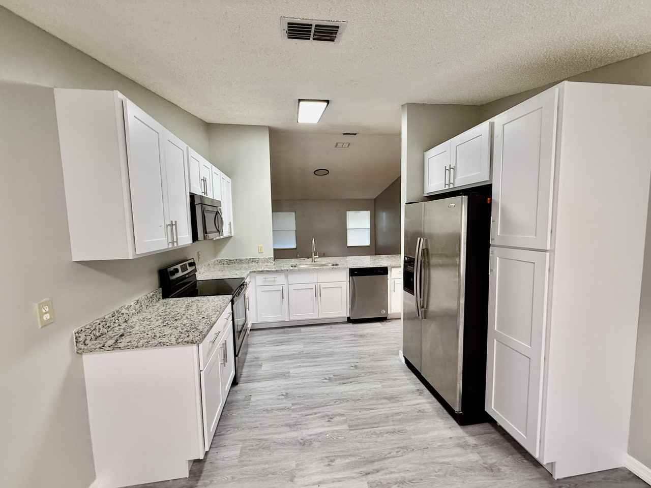 5490 Britan Dr #1 - Photo 7 of 17