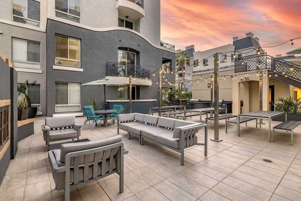Aqua at Marina del Rey - Photo 2 of 68