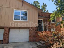 featured image of 7807 Kessler Ln #7807