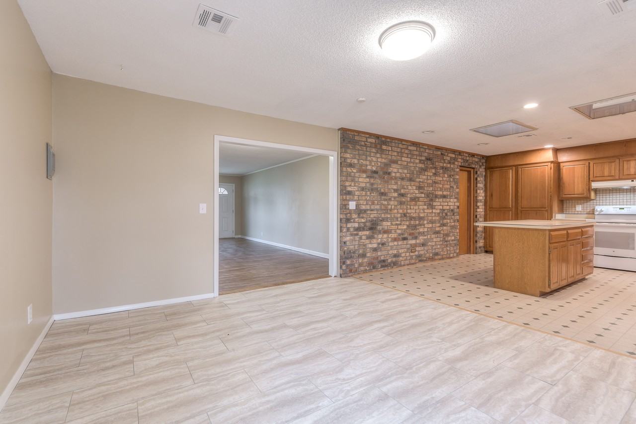 9159 E Latimer Pl #1 - Photo 7 of 20